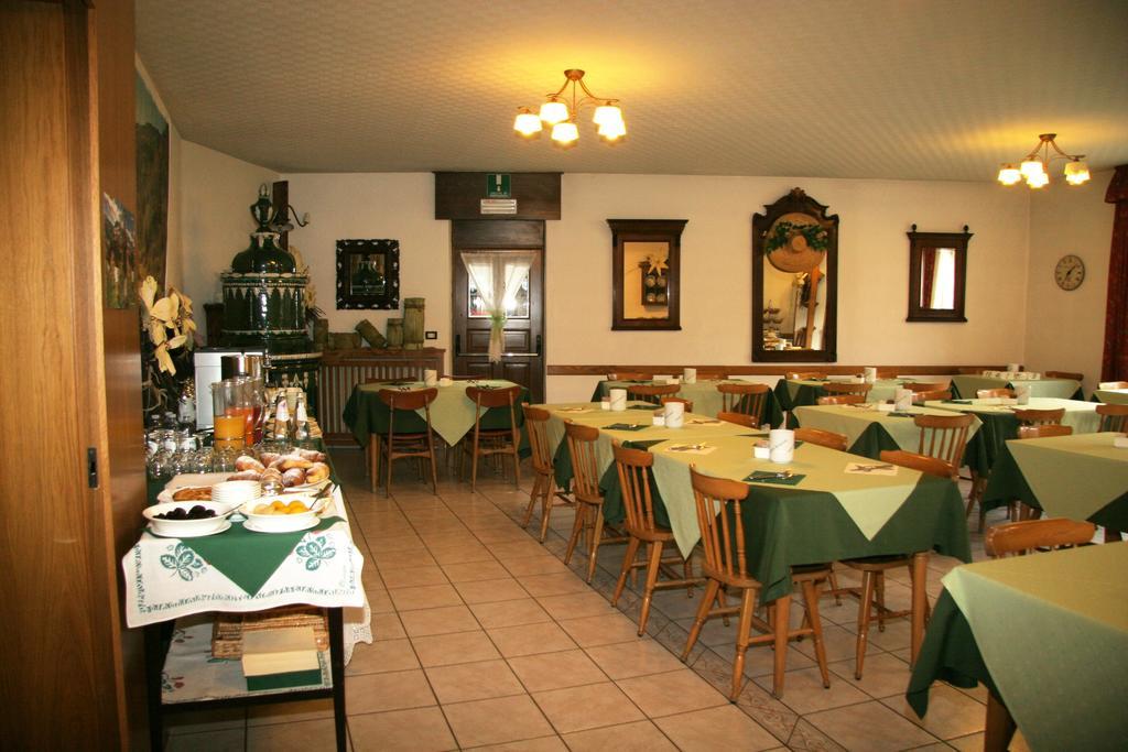 Albergo Garni Cavento Пінцоло Екстер'єр фото