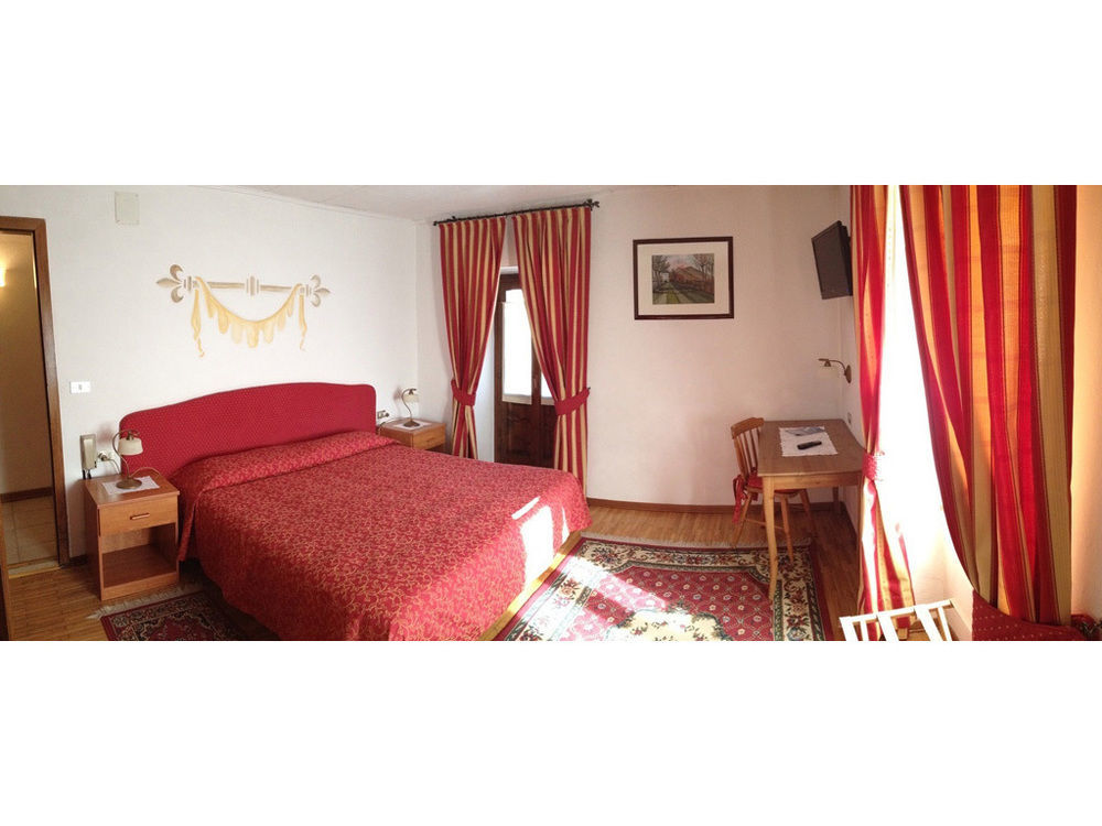 Albergo Garni Cavento Пінцоло Екстер'єр фото