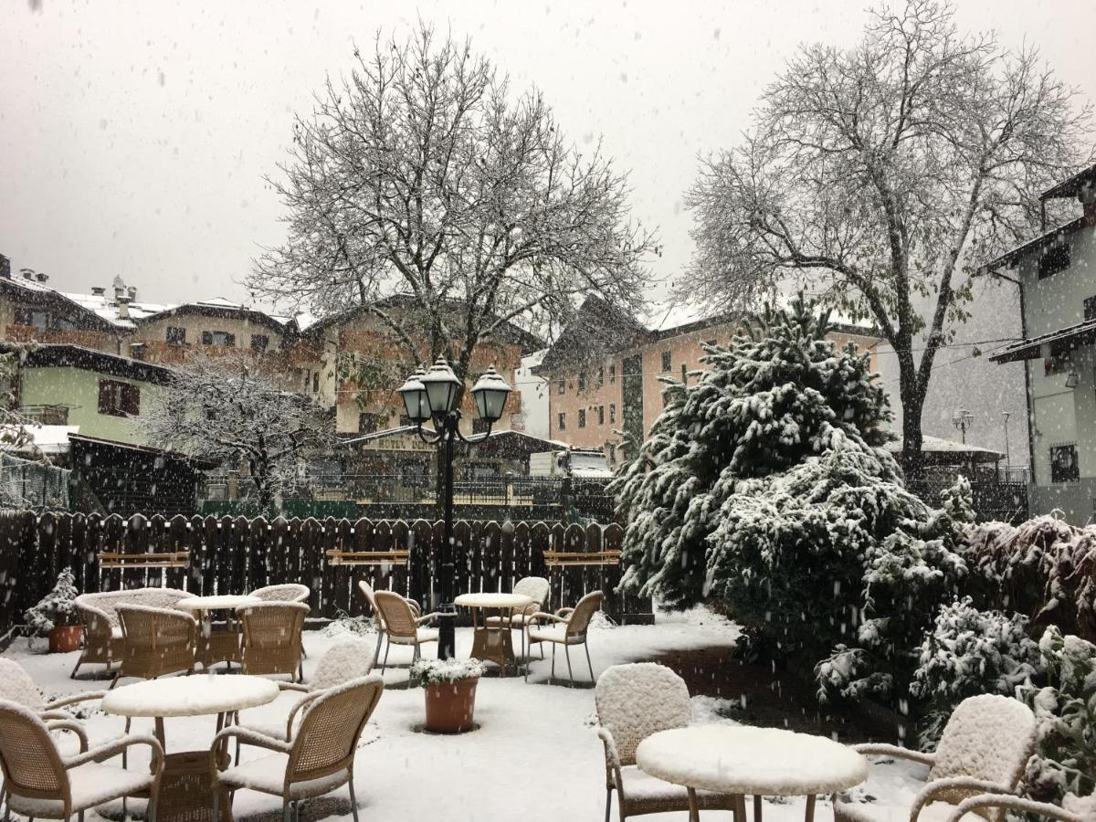 Albergo Garni Cavento Пінцоло Екстер'єр фото